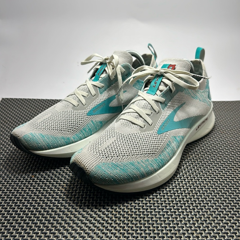 Brooks Levitate Sneakers Women 10
